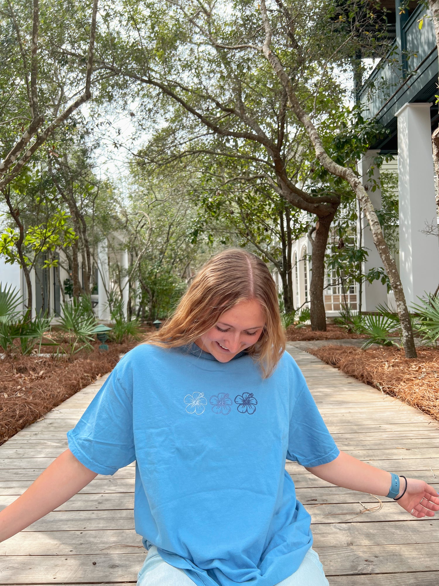 Hibiscus Tee